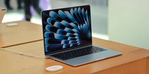 创利配资 苹果或将在Mac上实现拆封前无线更新，macOS Tahoe 26或率先尝鲜